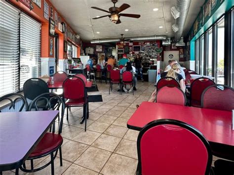 Janet's sunshine cafe  El Matador Restaurant el matador sunday place is open, 606 S Main St, Bountiful, UT 84010, USA